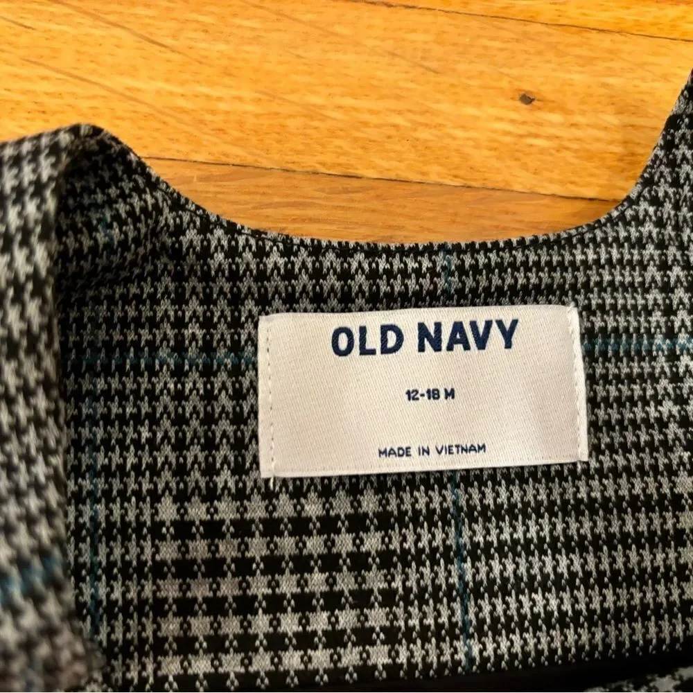 Old Navy black grey plaid sleeveless dress
